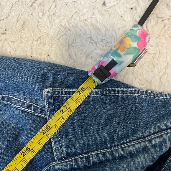 Levi’s Flannel lined Denim Jacket - Picture 8 of 8